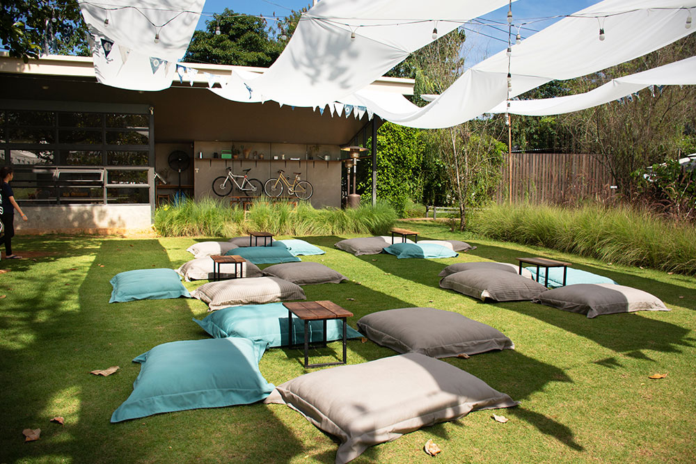 benefits-of-our-sunbrella-replacement-cushions_img