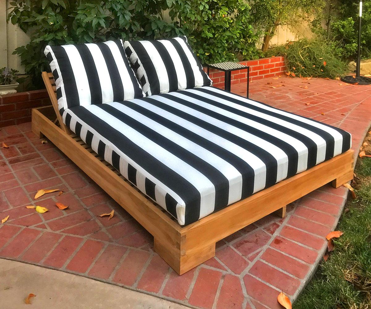 double-chaise-lounge